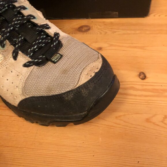 NIKE Women's Winter Hiking Boots waterproof leather ACG Lug Sole - Picture 4 of 12